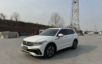Volkswagen Tiguan II, 2021 год, 2 799 099 рублей, 1 фотография