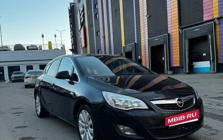 Opel Astra J, 2010 год, 660 000 рублей, 3 фотография