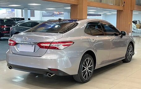 Toyota Camry, 2022 год, 2 550 000 рублей, 5 фотография