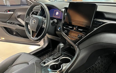 Toyota Camry, 2022 год, 2 550 000 рублей, 12 фотография