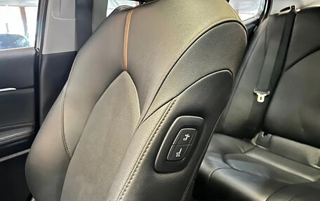 Toyota Camry, 2022 год, 2 550 000 рублей, 14 фотография