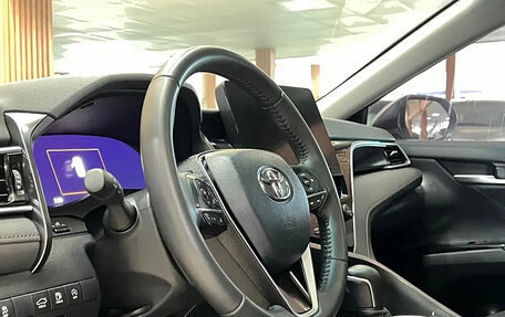 Toyota Camry, 2022 год, 2 550 000 рублей, 10 фотография