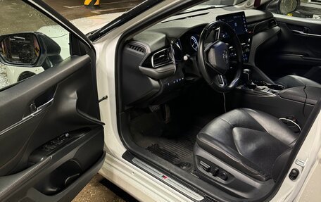 Toyota Camry, 2021 год, 3 100 000 рублей, 6 фотография