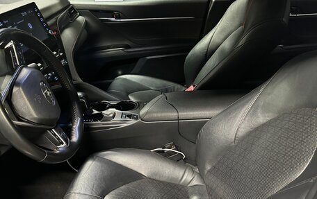 Toyota Camry, 2021 год, 3 100 000 рублей, 7 фотография