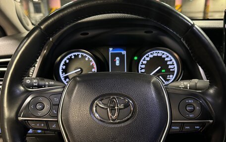 Toyota Camry, 2021 год, 3 100 000 рублей, 9 фотография