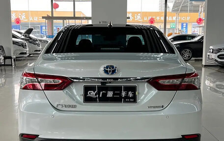 Toyota Camry, 2022 год, 2 850 000 рублей, 5 фотография