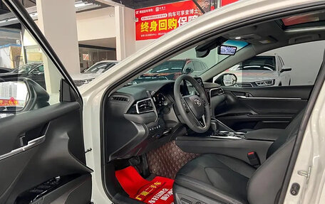 Toyota Camry, 2022 год, 2 850 000 рублей, 17 фотография