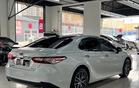 Toyota Camry, 2022 год, 2 850 000 рублей, 4 фотография
