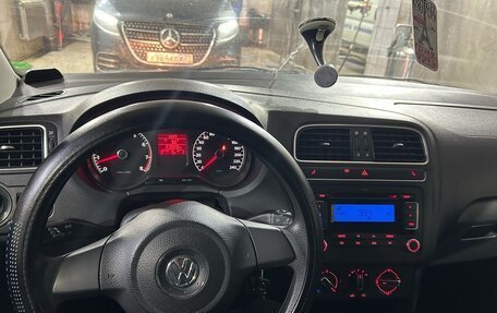 Volkswagen Polo VI (EU Market), 2011 год, 630 000 рублей, 7 фотография