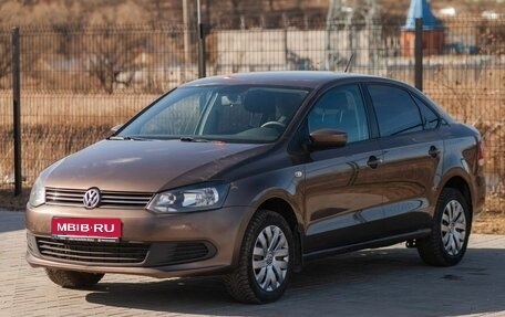 Volkswagen Polo VI (EU Market), 2015 год, 855 000 рублей, 1 фотография