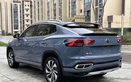 Volkswagen Tiguan II, 2021 год, 2 130 000 рублей, 3 фотография