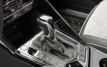 Volkswagen Tiguan II, 2021 год, 2 130 000 рублей, 6 фотография