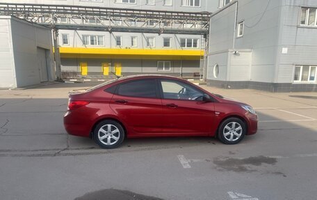 Hyundai Solaris II рестайлинг, 2011 год, 850 000 рублей, 4 фотография