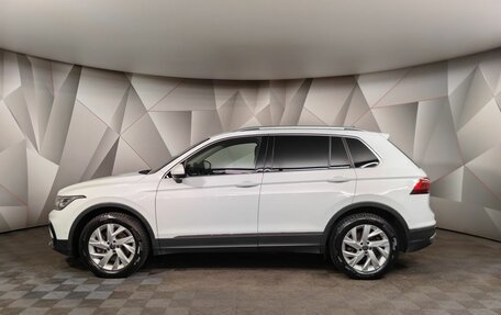 Volkswagen Tiguan II, 2021 год, 3 730 000 рублей, 5 фотография