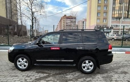 Toyota Land Cruiser 200, 2015 год, 4 949 000 рублей, 6 фотография