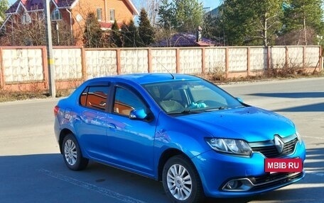 Renault Logan II, 2016 год, 750 000 рублей, 2 фотография