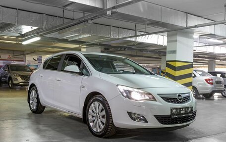 Opel Astra J, 2012 год, 750 000 рублей, 3 фотография