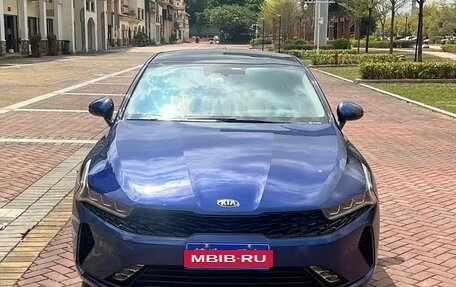 KIA K5, 2021 год, 1 780 000 рублей, 2 фотография