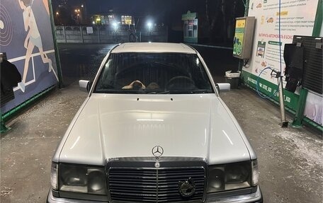 Mercedes-Benz W124, 1993 год, 700 000 рублей, 2 фотография