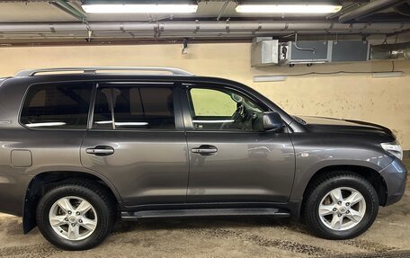 Toyota Land Cruiser 200, 2011 год, 3 115 000 рублей, 9 фотография