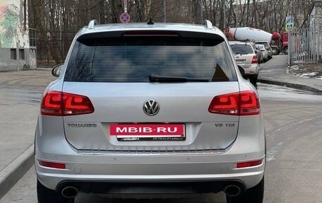 Volkswagen Touareg III, 2011 год, 2 730 000 рублей, 9 фотография