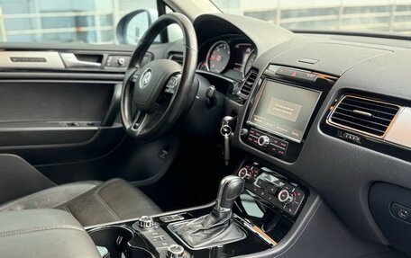 Volkswagen Touareg III, 2011 год, 2 730 000 рублей, 15 фотография