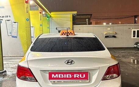 Hyundai Solaris II рестайлинг, 2016 год, 650 000 рублей, 5 фотография