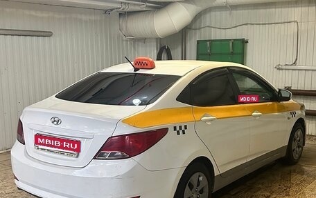 Hyundai Solaris II рестайлинг, 2016 год, 650 000 рублей, 4 фотография