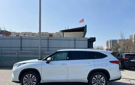 Toyota Highlander, 2025 год, 5 990 000 рублей, 8 фотография