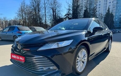 Toyota Camry, 2018 год, 2 800 000 рублей, 1 фотография