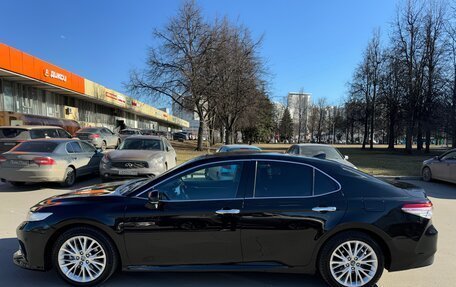 Toyota Camry, 2018 год, 2 800 000 рублей, 5 фотография