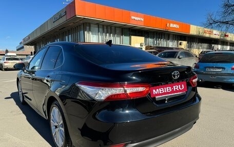 Toyota Camry, 2018 год, 2 800 000 рублей, 7 фотография