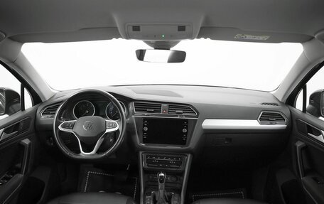 Volkswagen Tiguan II, 2021 год, 3 299 000 рублей, 5 фотография