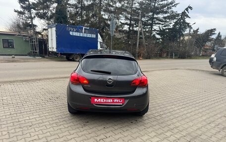 Opel Astra J, 2011 год, 679 999 рублей, 8 фотография