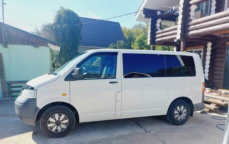 Volkswagen Transporter T5 рестайлинг, 2006 год, 1 460 000 рублей, 6 фотография