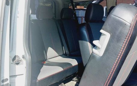 Volkswagen Transporter T5 рестайлинг, 2006 год, 1 460 000 рублей, 19 фотография