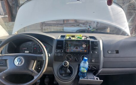 Volkswagen Transporter T5 рестайлинг, 2006 год, 1 460 000 рублей, 33 фотография
