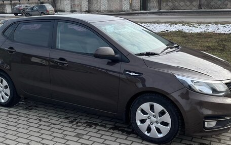 KIA Rio III рестайлинг, 2015 год, 950 000 рублей, 2 фотография