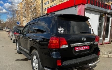 Toyota Land Cruiser 200, 2013 год, 4 500 000 рублей, 4 фотография