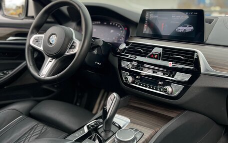 BMW 5 серия, 2019 год, 6 199 000 рублей, 5 фотография