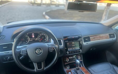 Volkswagen Touareg III, 2013 год, 2 450 000 рублей, 23 фотография