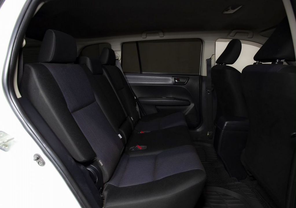 Toyota Corolla Fielder, 2012 год, 997 000 рублей, 6 фотография