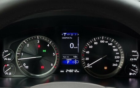 Lexus LX III, 2018 год, 5 990 000 рублей, 13 фотография
