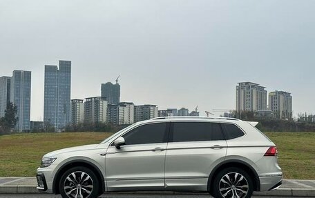Volkswagen Tiguan II, 2020 год, 2 120 446 рублей, 7 фотография