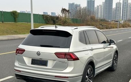 Volkswagen Tiguan II, 2020 год, 2 120 446 рублей, 6 фотография