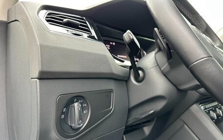 Volkswagen Tiguan II, 2020 год, 2 120 446 рублей, 13 фотография