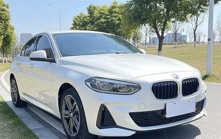 BMW 1 серия, 2021 год, 1 750 000 рублей, 3 фотография