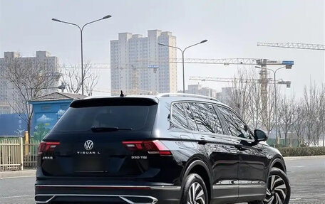 Volkswagen Tiguan II, 2022 год, 2 220 017 рублей, 12 фотография