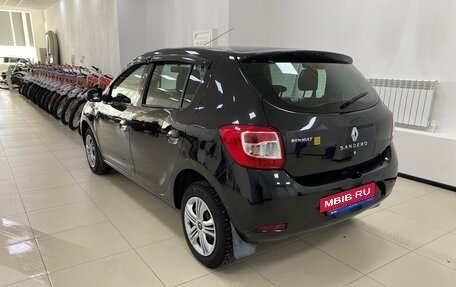 Renault Sandero II рестайлинг, 2015 год, 800 000 рублей, 6 фотография
