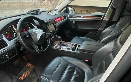 Volkswagen Touareg III, 2012 год, 1 649 000 рублей, 7 фотография